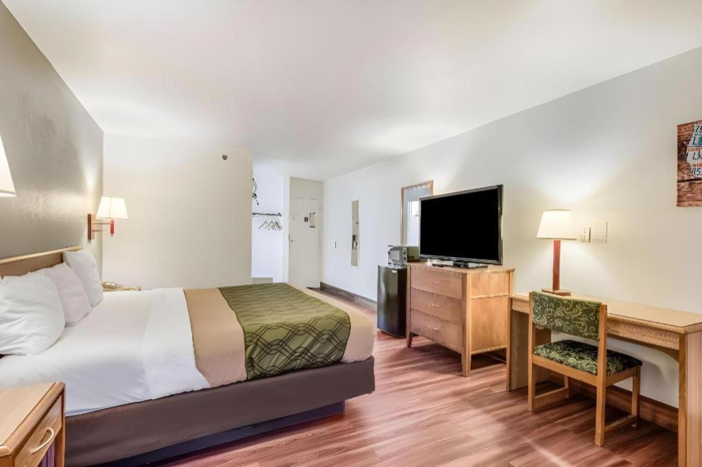 Econo Lodge Truman Inn Sedalia Εξωτερικό φωτογραφία