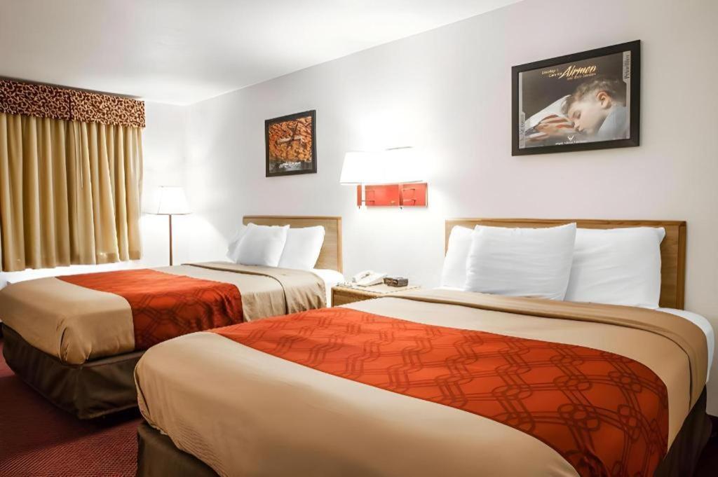 Econo Lodge Truman Inn Sedalia Εξωτερικό φωτογραφία