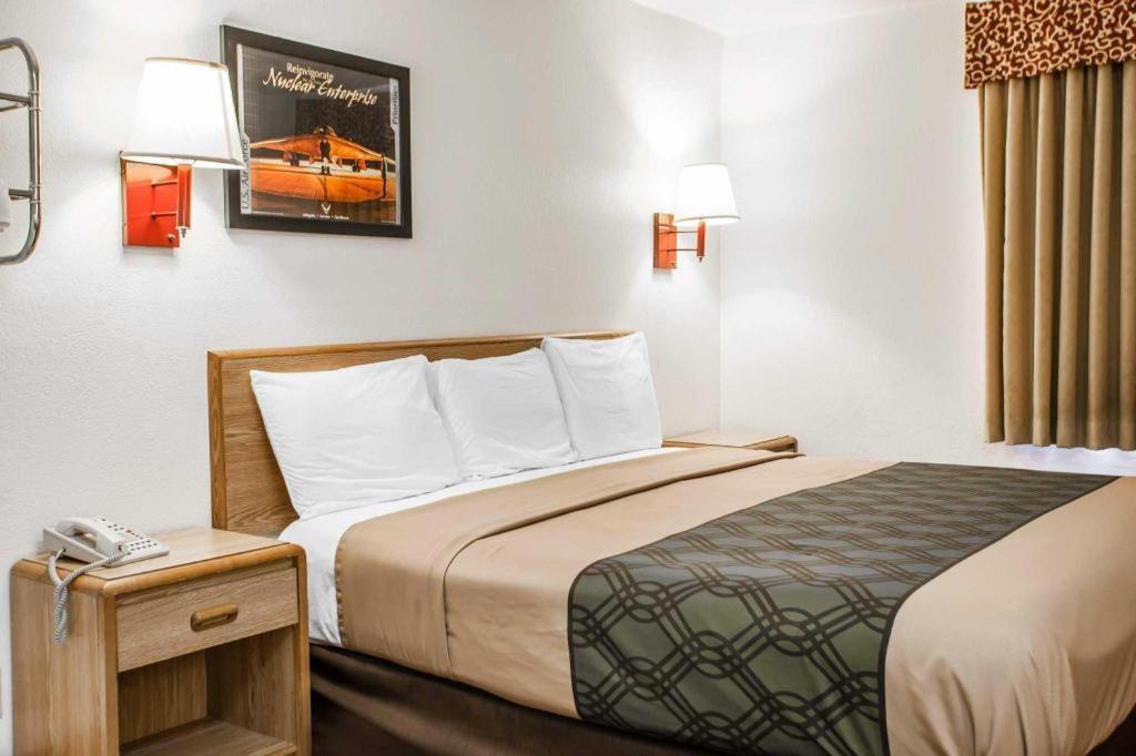 Econo Lodge Truman Inn Sedalia Εξωτερικό φωτογραφία