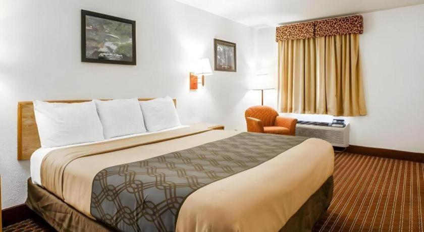 Econo Lodge Truman Inn Sedalia Εξωτερικό φωτογραφία