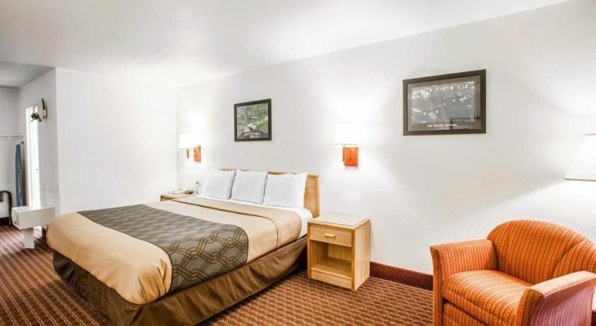 Econo Lodge Truman Inn Sedalia Εξωτερικό φωτογραφία