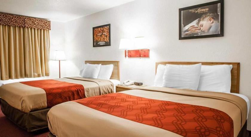 Econo Lodge Truman Inn Sedalia Εξωτερικό φωτογραφία